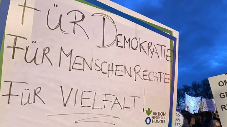 Wir stehen für Demokratie, für Menschenrechte und für Vielfalt!