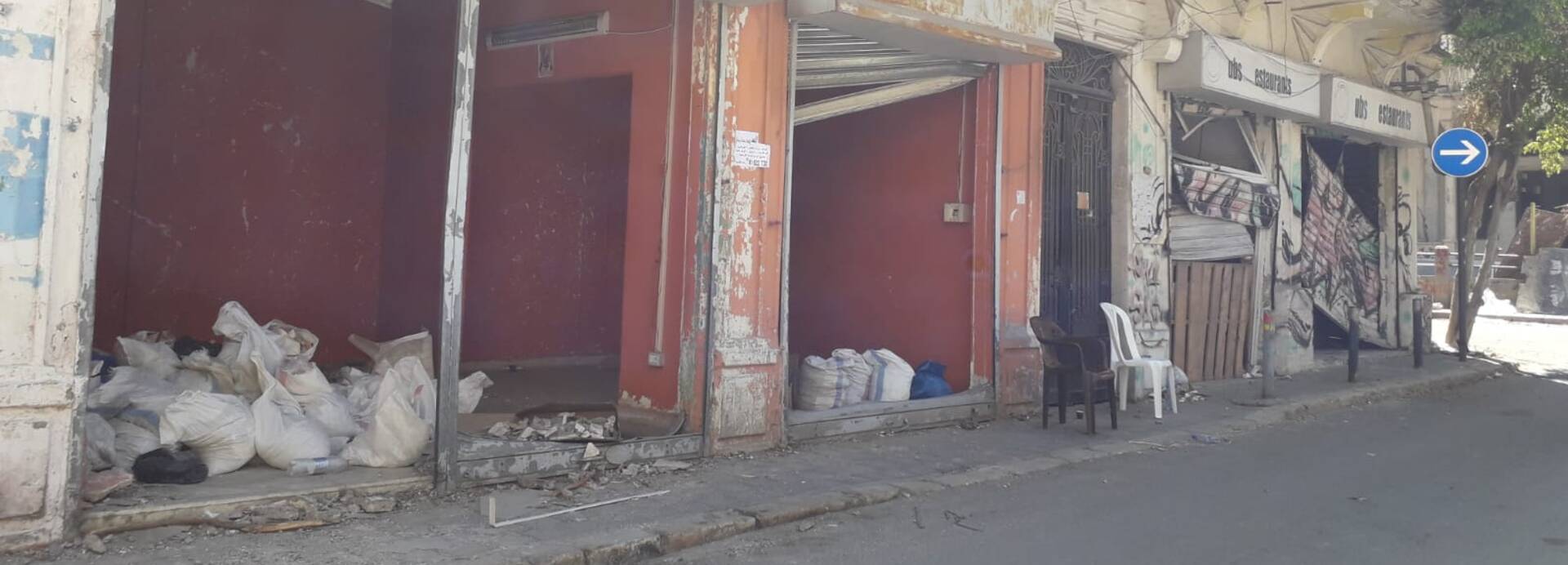 Beschädigte Häuserfront Beschädigte Häuserfront