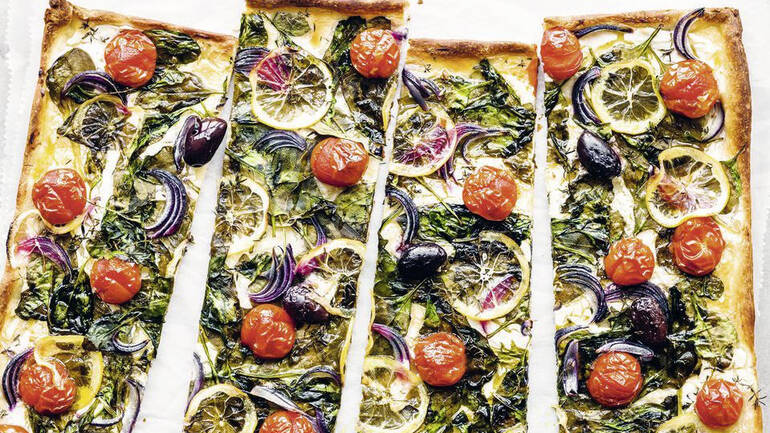 Zitronenpizza mit Babyspinat von Christian Rach Zitronenpizza mit Babyspinat von Christian Rach